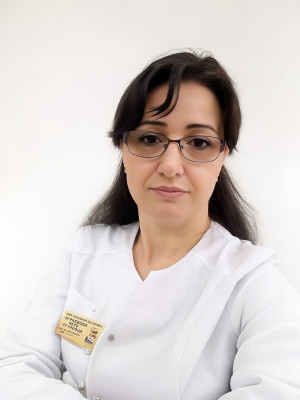 заместитель руководителя медицинской организации по КЭР Костанова Лина Адамовна
